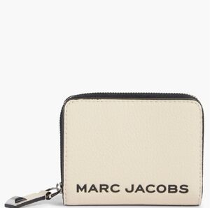 NWT Marc Jacobs Mini Compact Zip Wallet